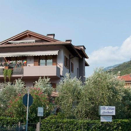 Appartamenti Villa Adriana Torbole Sul Garda Екстериор снимка
